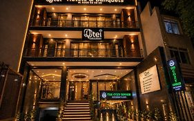 Qotel Comfort Chhatarpur Near Igi Airpot